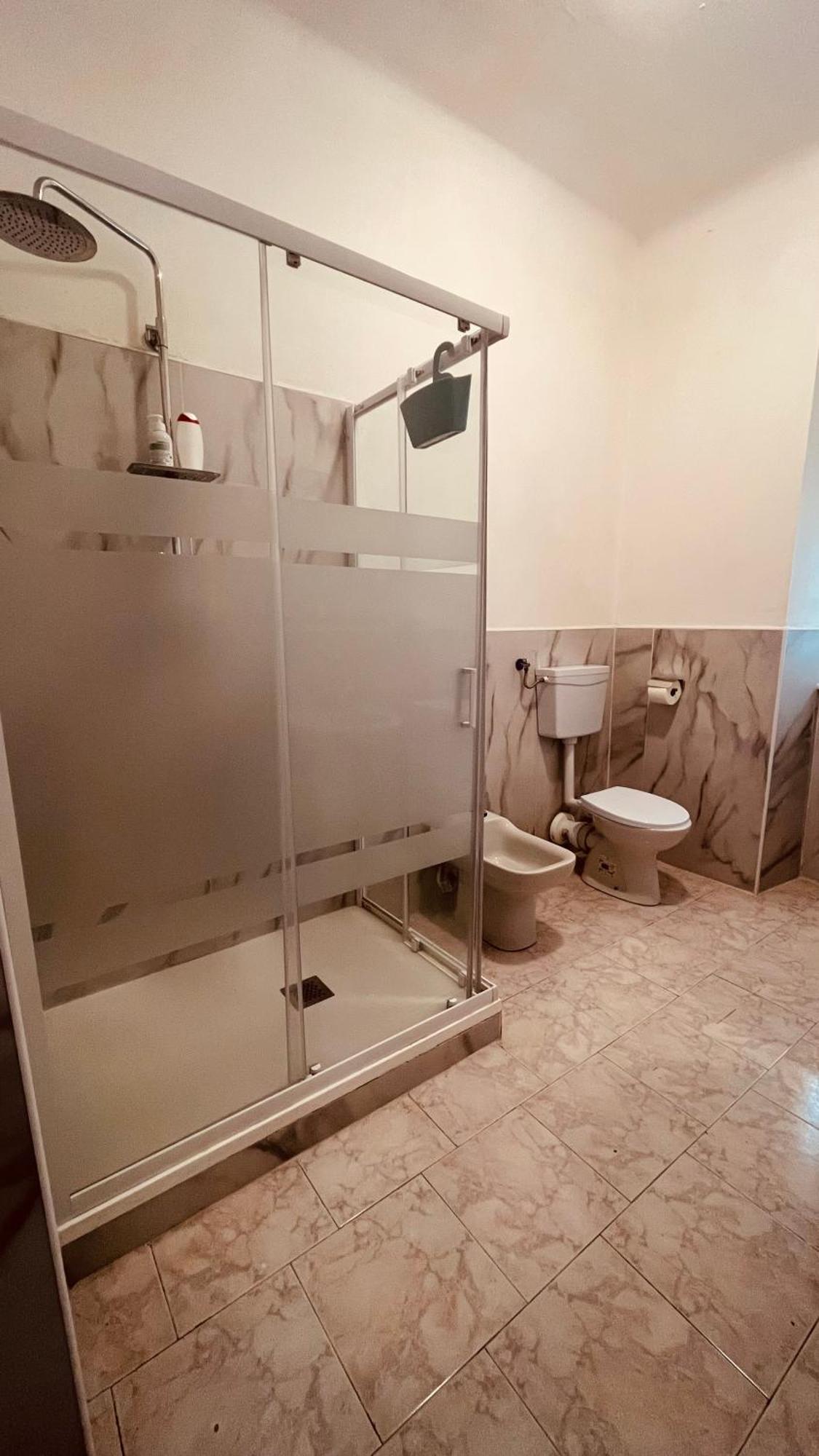 La Casa Di Amy Apartment Genoa Bagian luar foto