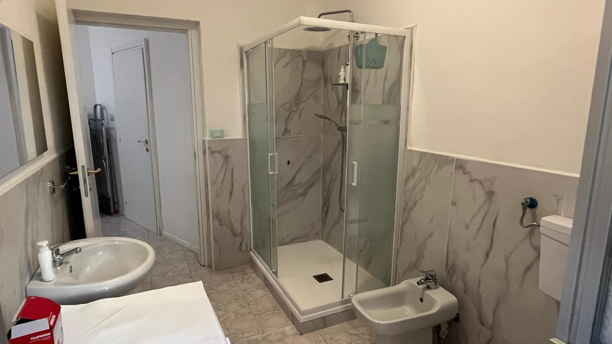 La Casa Di Amy Apartment Genoa Bagian luar foto